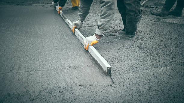 Best Concrete Driveway Installation  in Collegedale, TN